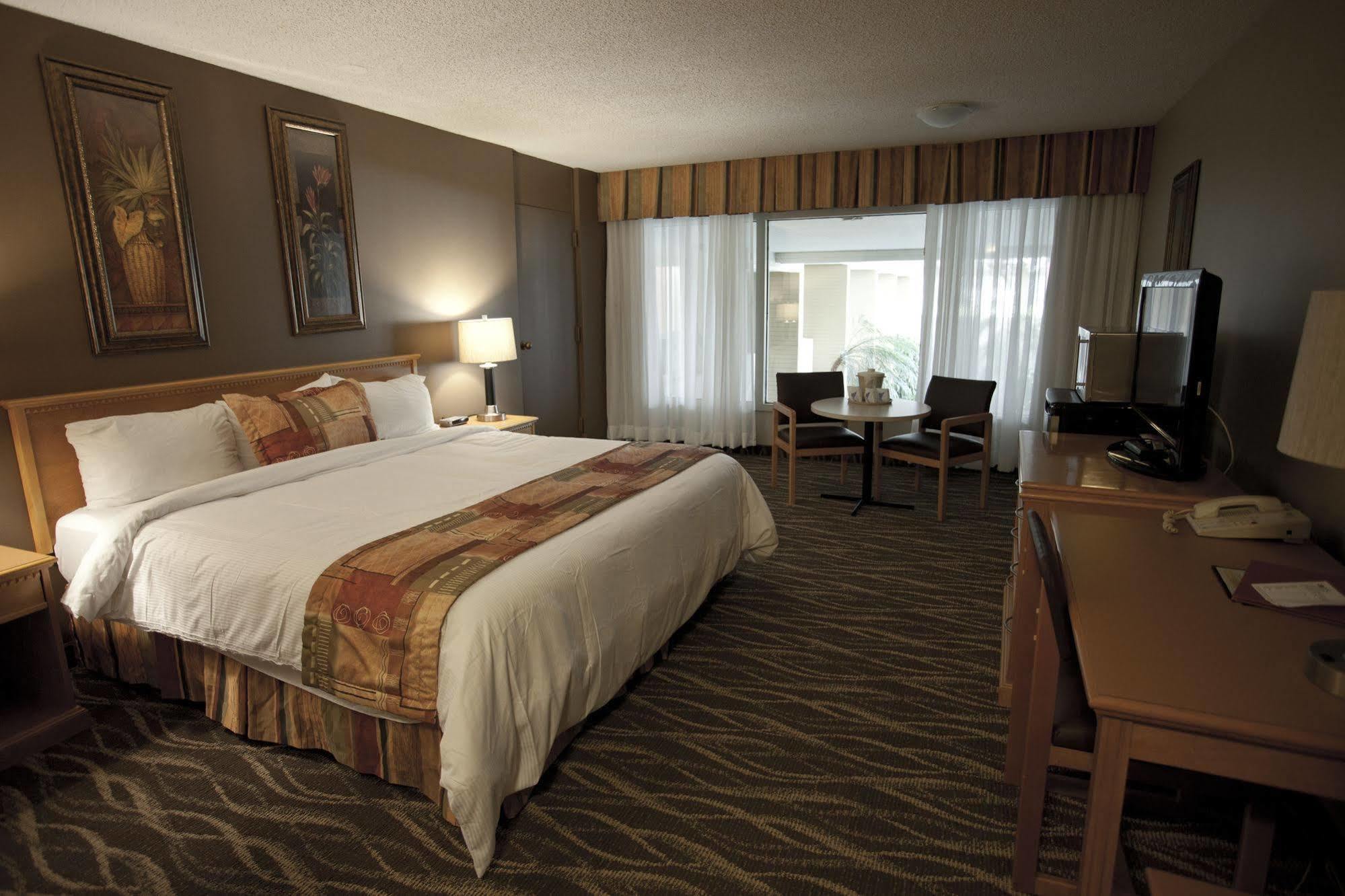 Westlock Inn & Conference Centre Esterno foto